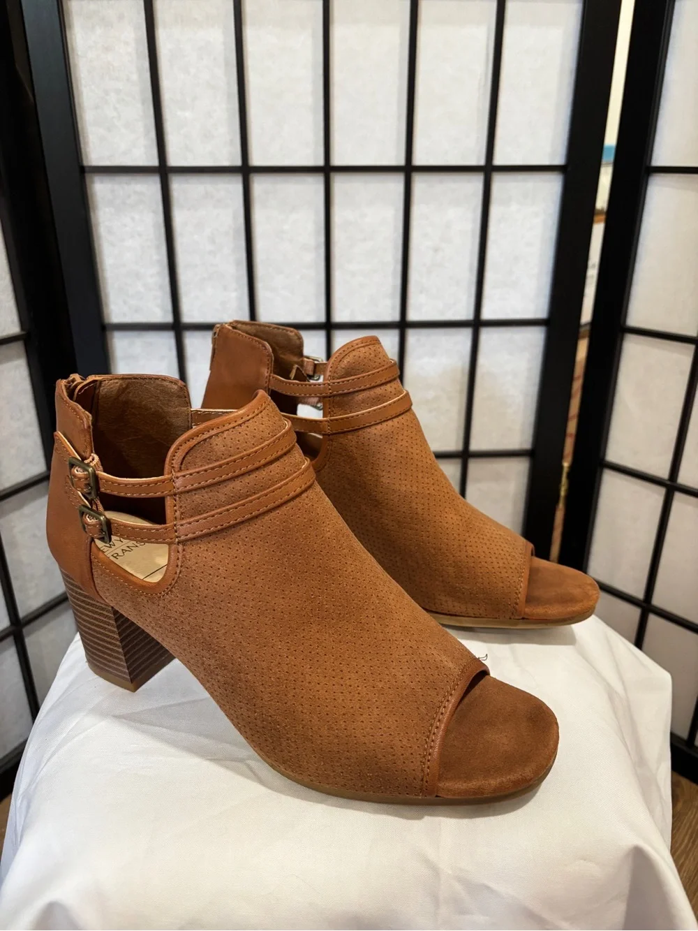 New York Transit Cognac Peep Toe Booties‎ Block Heel Size 8